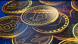 Un anuncio de Bitcoin, una de las criptomonedas.