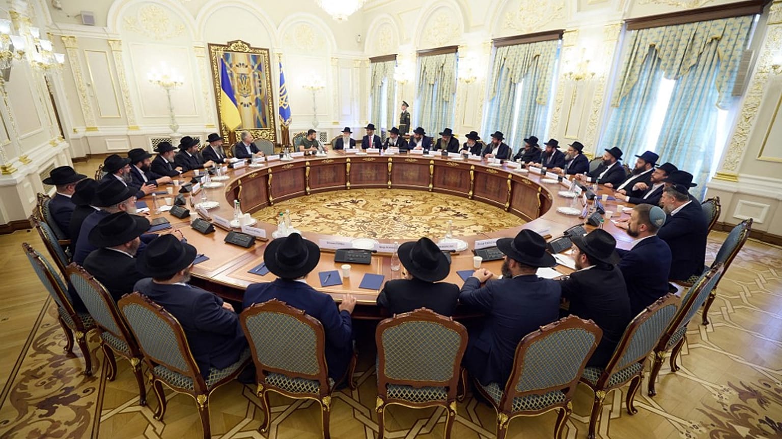 Zelensky riceve i rappresentanti religiosi ebraici