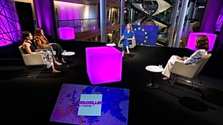 Méabh Mc Mahon con Lina Gálvez, Sira Rego y Eva Poptcheva en Estrasburgo.