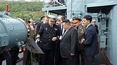 Ким Чен Ын на экскурсии по военным объектам РФ
