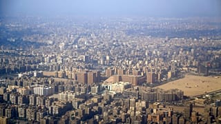 وقعت الجريمة بمنطقة النزهة في القاهرة