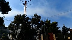 Orman yangınına helikopter ile müdahale