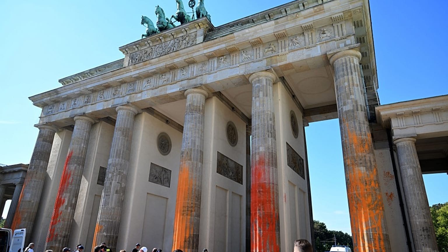 A bemázolt Brandenburgi kapu