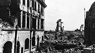 Varsó, 1945