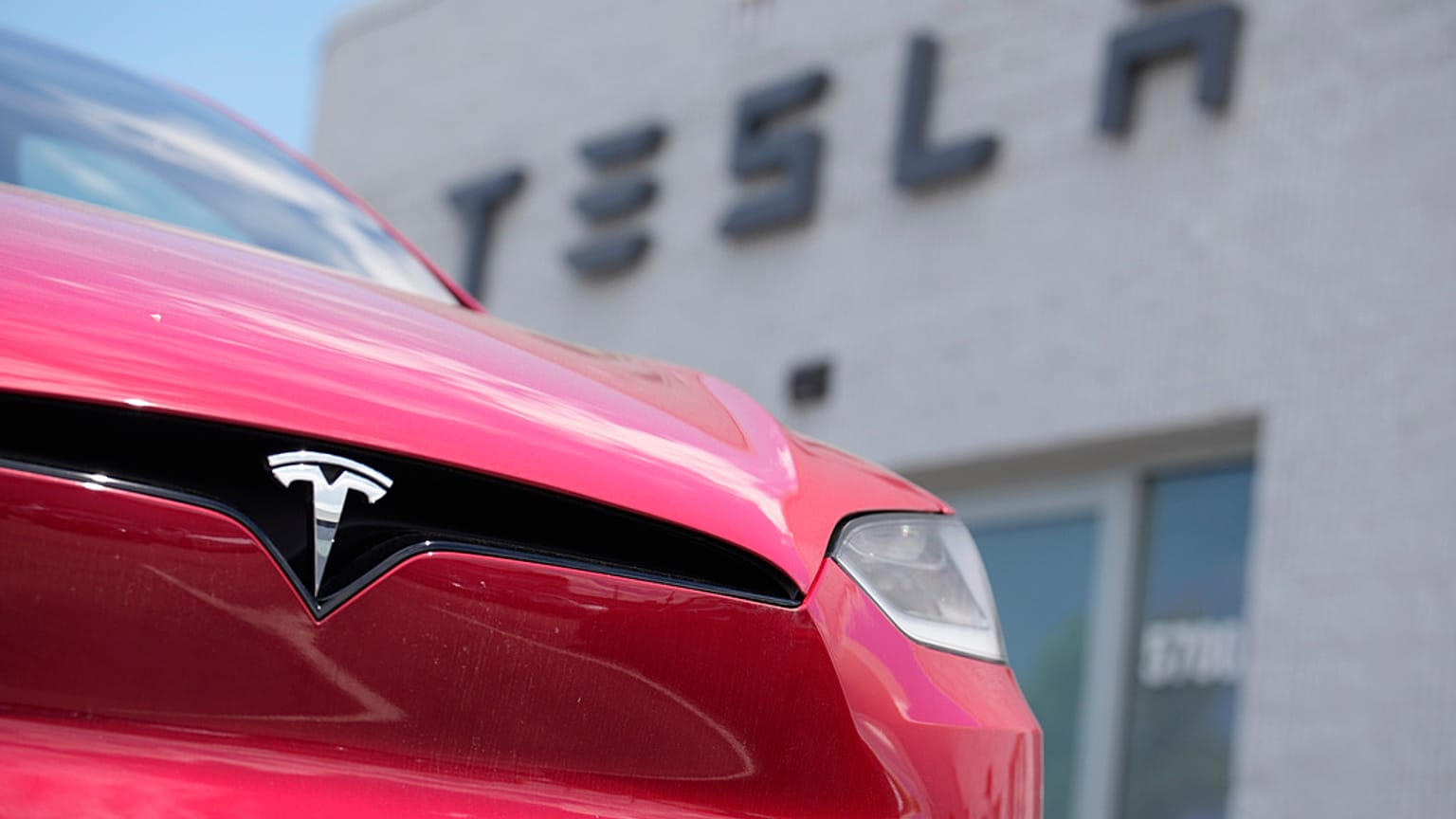 Tesla'nın şu anda altı fabrikası bulunuyor ve yedincisini Meksika'nın kuzeyindeki Nuevo Leon eyaletinde inşa ediyor