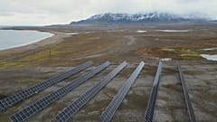Солнечные батареи на Шпицбергене - самая северная станция в мире, сентябрь 2023 г.