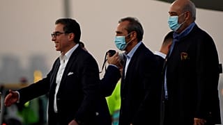  السجناء الأمريكيون السابقون يصلون إلى الدوحة 