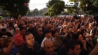 Başkent Erivan'da toplanan halk, Başbakan Paşinyan'ı istifaya çağırdı