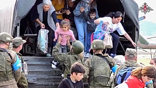 Ermeniler Dağlık Karabağ'dan ayrılıyor
