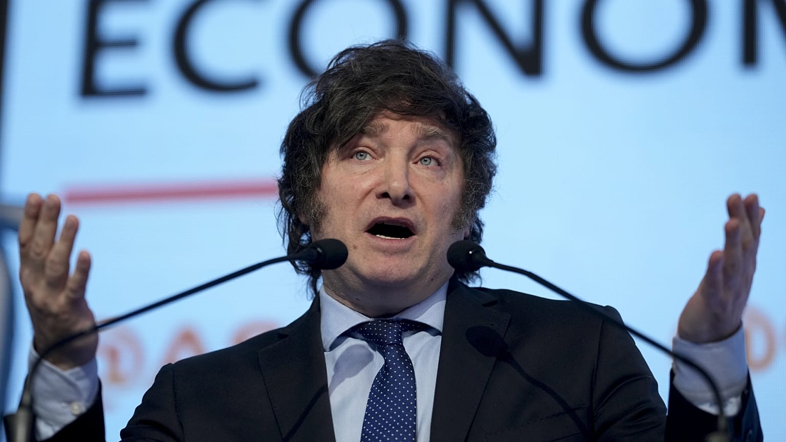 Javier Milei egy Buenos Aires-i előadásán