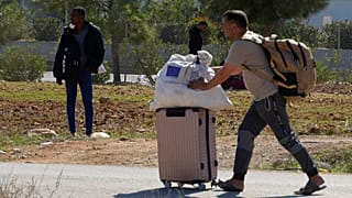 Bu yıl Kıbrıs'a sığınma başvurusunda bulunan 7 bin 369 göçmenin yüzde 40'ını Suriyeliler oluşturdu