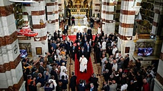 Papa Francisco iniciou esta sexta-feira visita de dois dias a Marselha