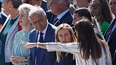 Ursula von der Leyen, Matteo Piantedosi, Giorgia Meloni. (Lampedusa, 17.9.2023)