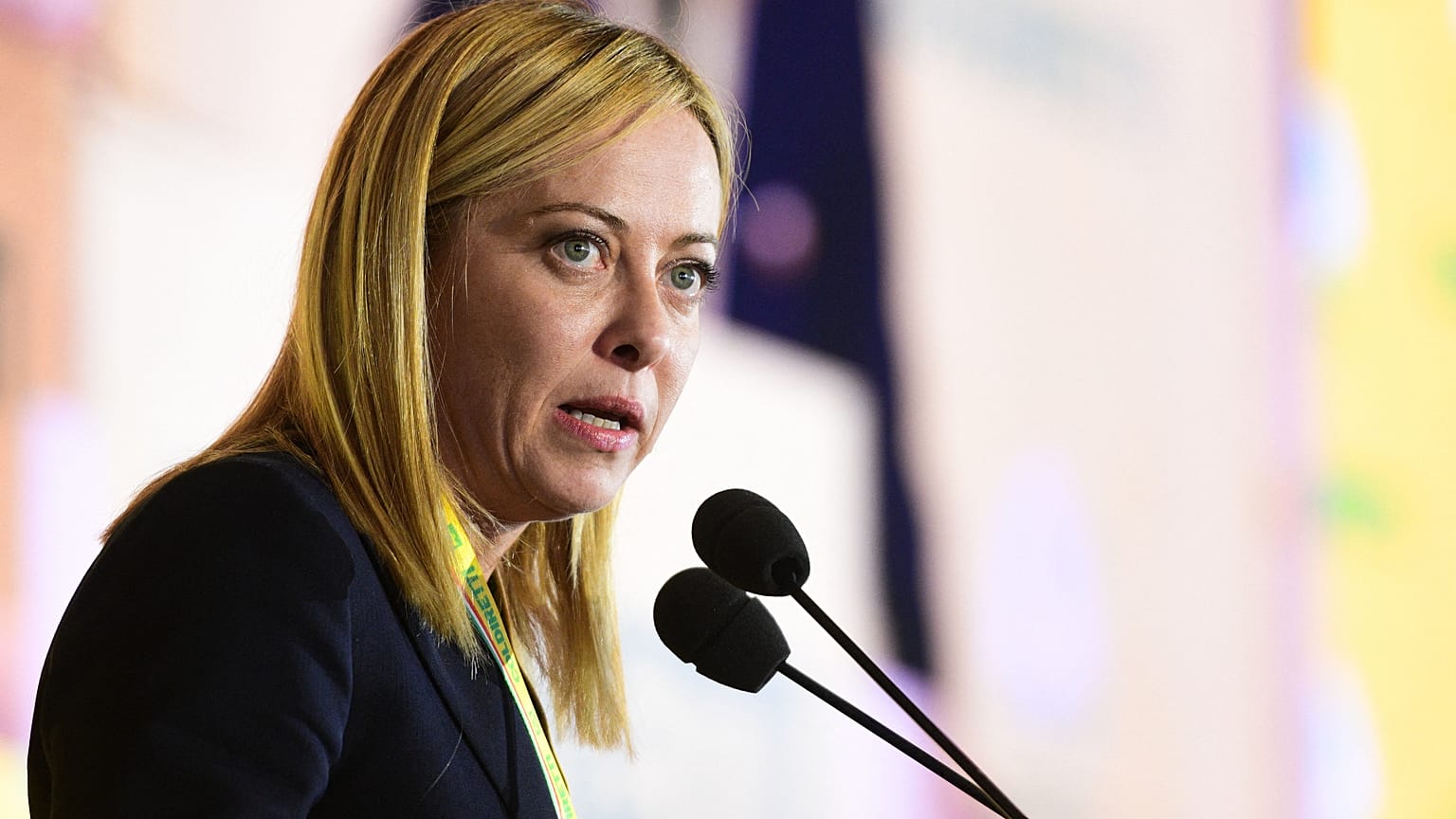 İtalya Başbakanı Giorgia Meloni bir yıl önce iktidara geldiğinde göçü azaltma sözü vermişti