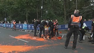 Klimakleber der "Letzten Generation" haben versucht, den Berlin Marathon zu unterbrechen