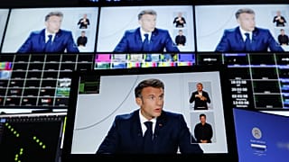 Emmanuel Macron egy élő interjúban jelentette be a kivonulást.