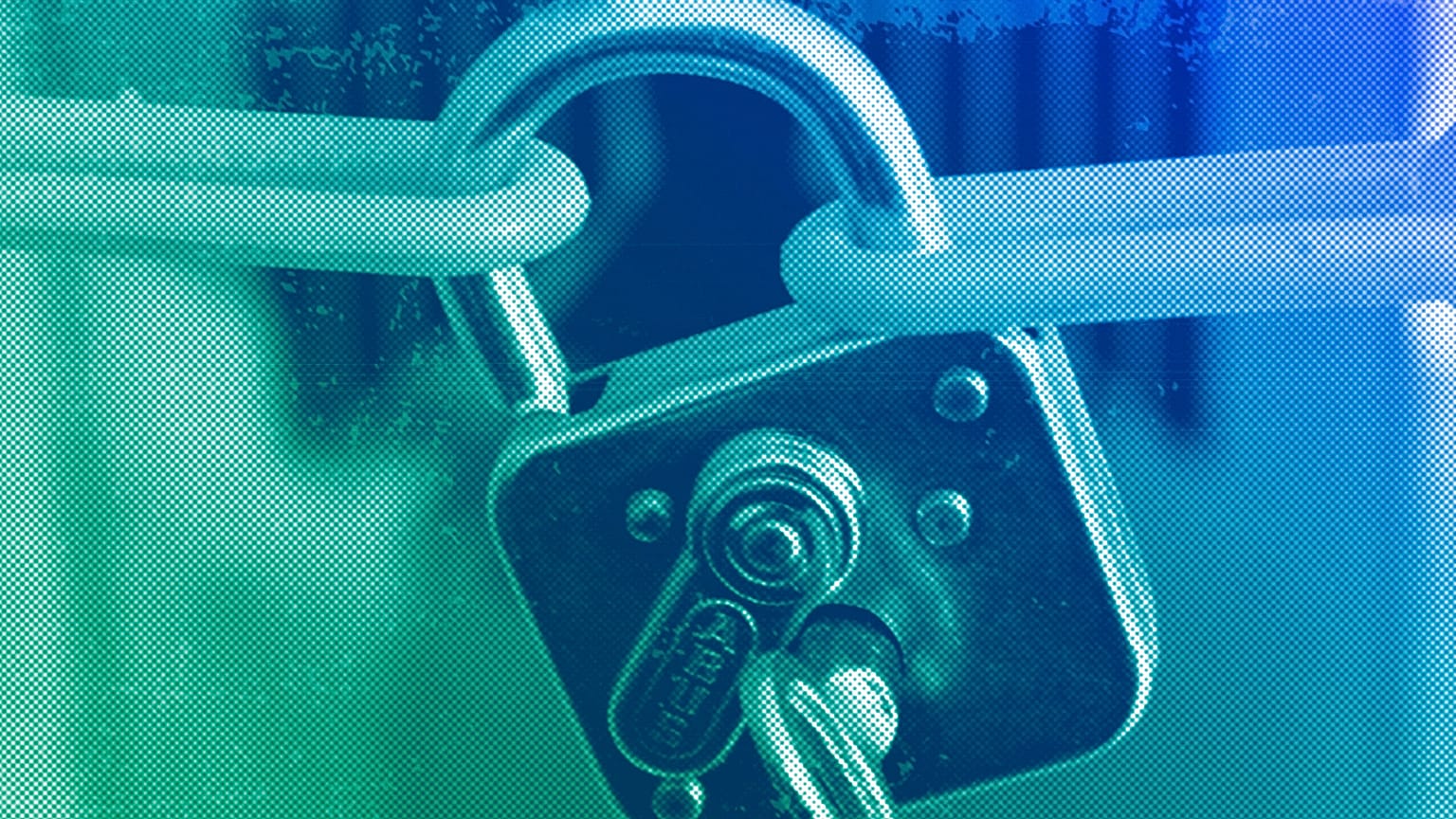 A lock connecting two sides of a chain, illustration