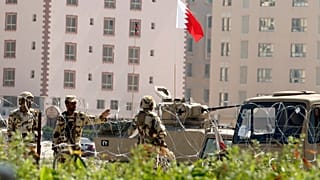 جنود بحريون في العاصمة المنامة 