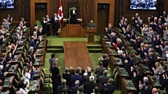 الرئيس الأوكراني فولوديمير زيلينسكي يتحدث في مجلس العموم الكندي في أوتاوا