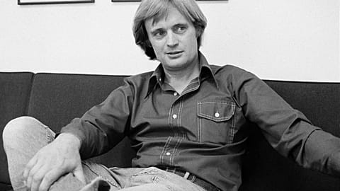David McCallum, star of the NBC-TV series "The Invisible Man," is shown during an interview with Jay Sharbutt at NBC studios in New York, Aug. 28, 1975.