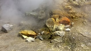 بركان كامبي فليغري غرب نابولي الإيطالية، صورة من الأرشيف - 2016