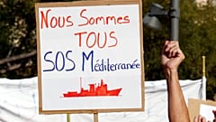 Die Seenotretter:innen von SOS Méditerranée werden geehrt