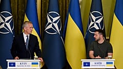 NATO-Generalsekretär Jens Stoltenberg und der ukrainische Präsident Wolodymyr Selenskyj in Kiew