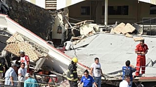 Meksika'da ayin sırasında kilise çatısı çöktü: Üçü çocuk 10 ölü