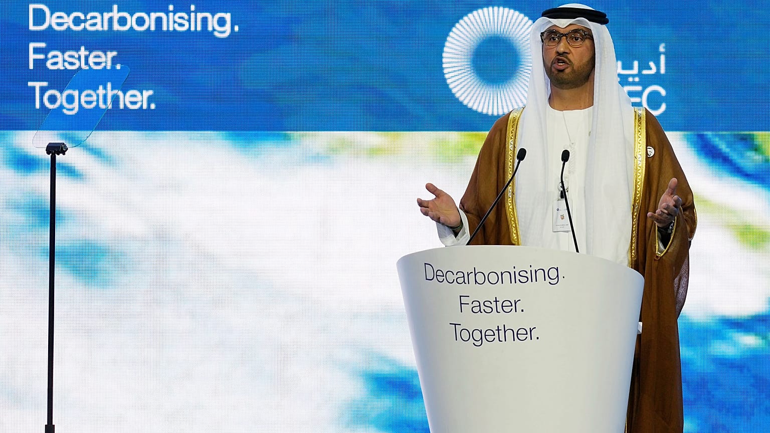  سلطان الجابر رئيس مؤتمر الأطراف في اتفاقية الأمم المتحدة الإطارية بشأن تغير المناخ (COP28)
