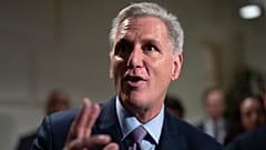 Kevin McCarthy nach der Abwahl, sprachlos und wütend.