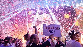 Un sostenitore del partito polacco di estrema destra
