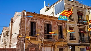 Regional flags in the city of Valencia.