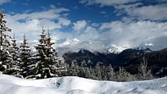 Tome el tren a Bourg-Saint-Maurice para una escapada invernal.
