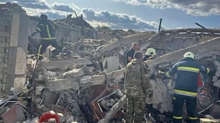 Ukrayna, Rusya'nın Harkiv bölgesine düzenlediği saldırıda biri 6 yaşında bir çocuk olmak üzere 49 sivilin öldüğünü duyurdu