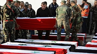 Sägrge der Opfer des Drohnenangriffs auf eine syrische Militärakademie