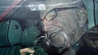 Rupert Murdoch a brit parlamenti meghallgatás előtt, 2011-ben