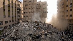 Im Zentrum von Gaza-Stadt wurde ein 14-stöckiges Hochhaus dem Erdboden gleichgemacht. 