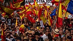 In Barcelona haben Zehntausende protestiert.