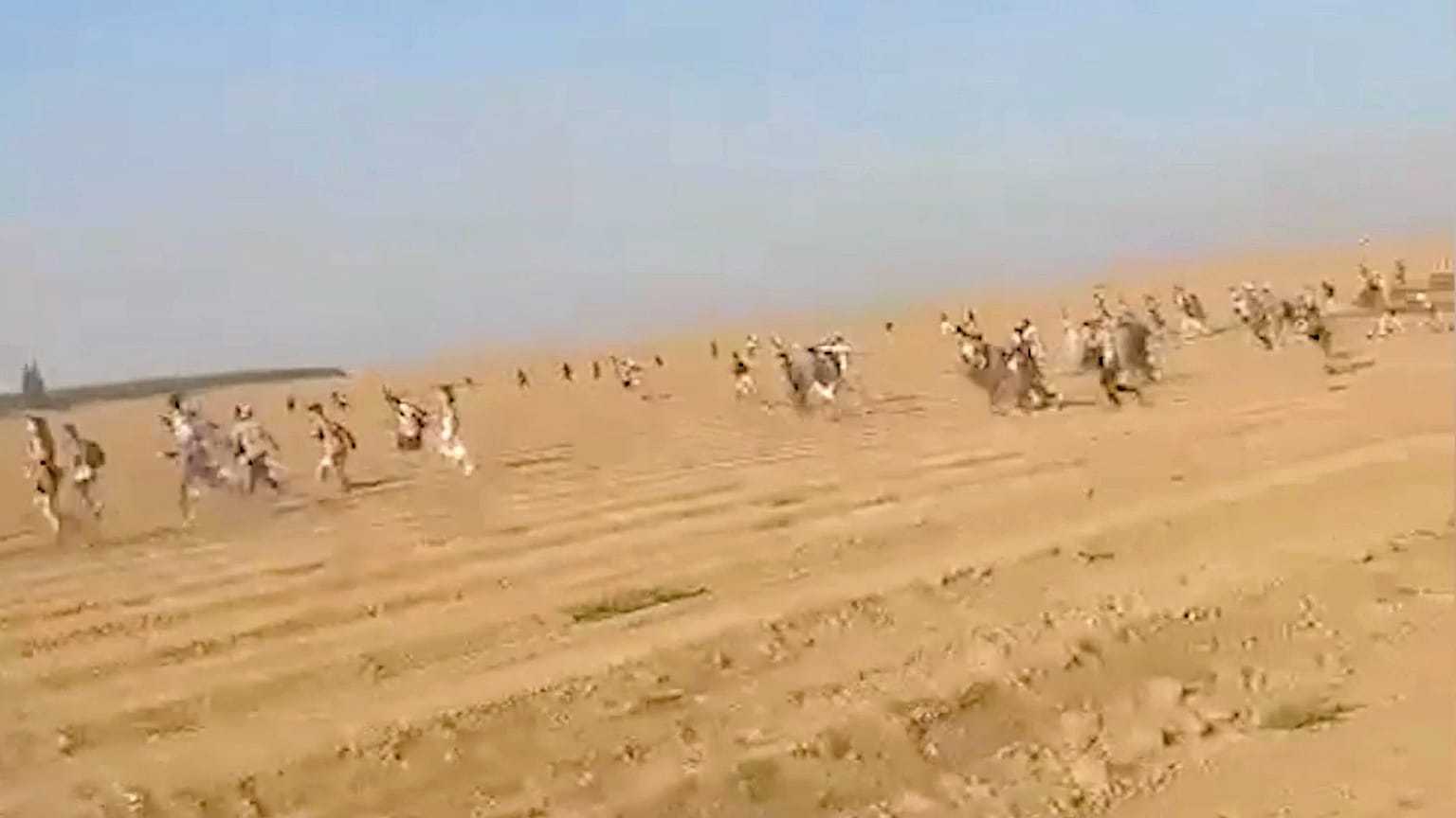 Çölde düzenlenen ve Hamas'ın bastığı parti