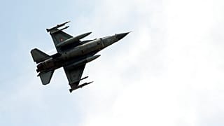 Türk Hava Kuvvetleri'ne ait bir savaş uçağı (arşiv)