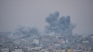 Une frappe israélienne sur Gaza en réponse à l'offensive menée par le Hamas contre l'Etat hébreu