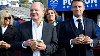 Scholz kancellár és Macron elnök Hamburgban