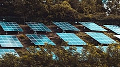 Sunny Albania is boosting its supply of solar energy with almost 235,000 new solar panels at the Karavasta power station on the edge of the Karavasta lagoon national park. 