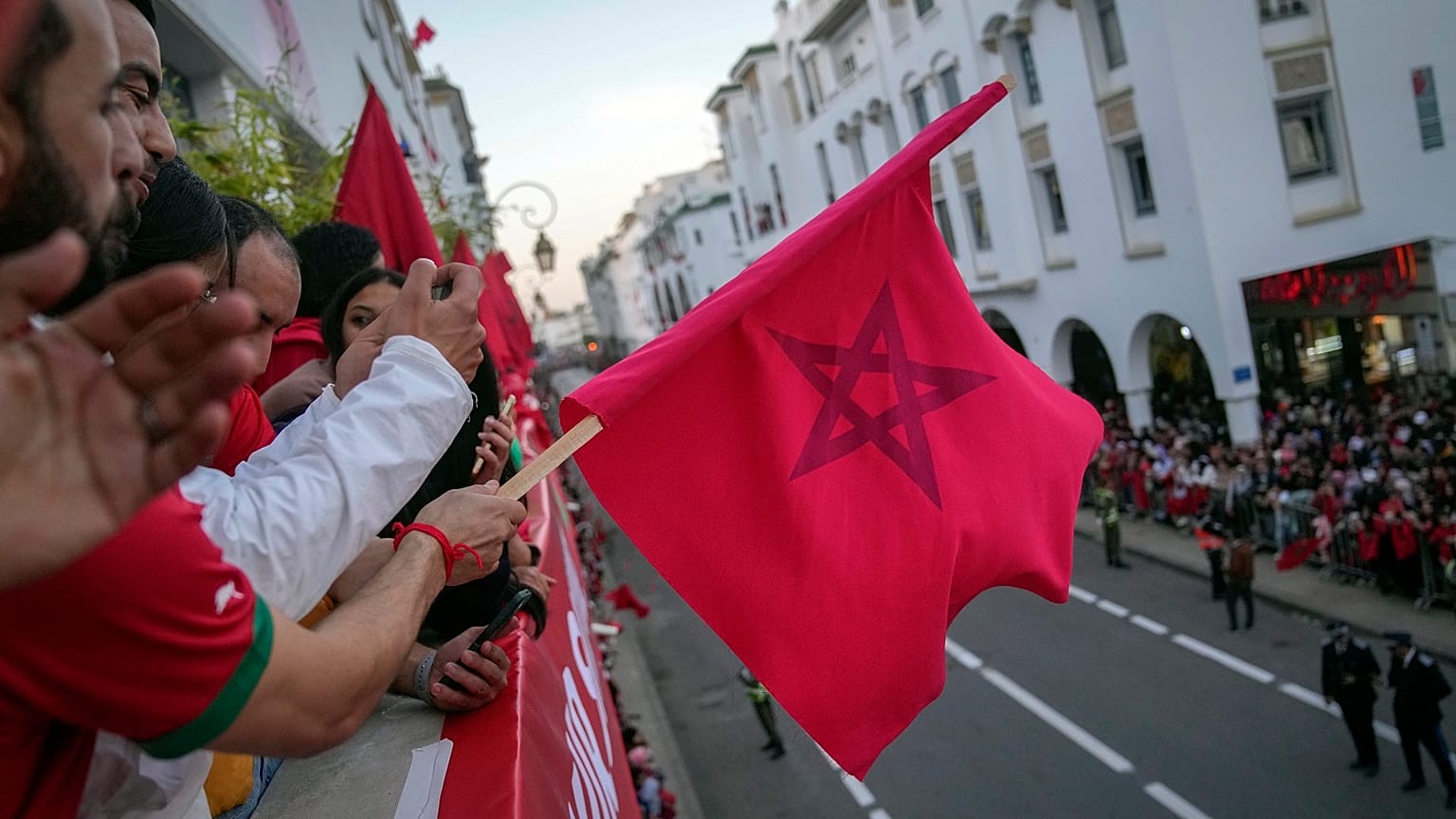 Begrüßung der marokkanischen Mannschaften in Rabat nach der erfolgreichen WM 2022