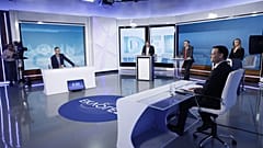 Οι υποψήφιοι διεκδικητές για τη δημαρχία της Αθήνας Κώστας Μπακογιάννης (Α) και Χάρης Δούκας (Δ), συμμετέχουν στο debate