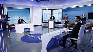 Οι υποψήφιοι διεκδικητές για τη δημαρχία της Αθήνας Κώστας Μπακογιάννης (Α) και Χάρης Δούκας (Δ), συμμετέχουν στο debate