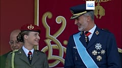 La princesa Leonor y su padre, el rey Felipe VI.