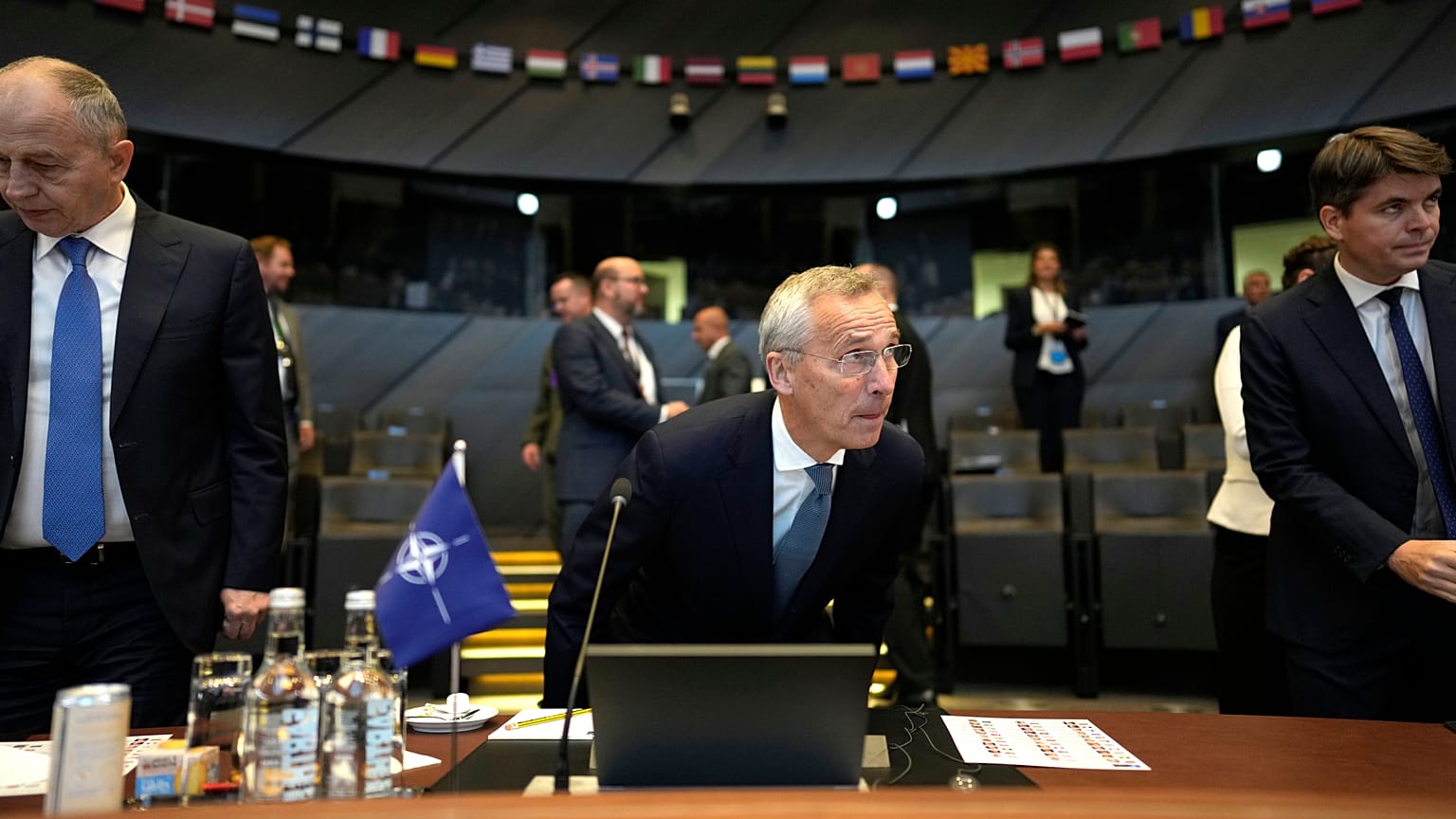 El secretario general de la OTAN, Jens Stoltenberg, en la reunión de los ministros de Defensa de la Alianza en Bruselas, el jueves 12 de octubre de 2023