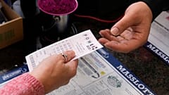 بلیت بخت‌­آزمایی پاوربال