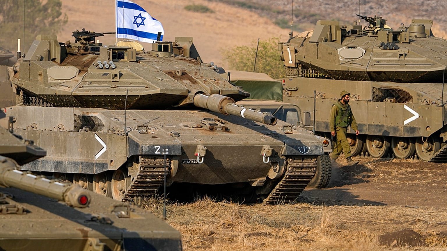 Israel deslocou tropas e equipamento militar para a fronteira de Gaza